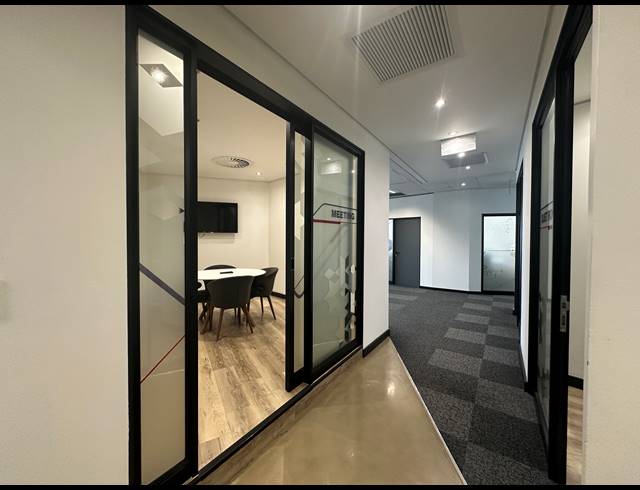 315M² OFFICE TO LET IN SANDTON CENTRAL